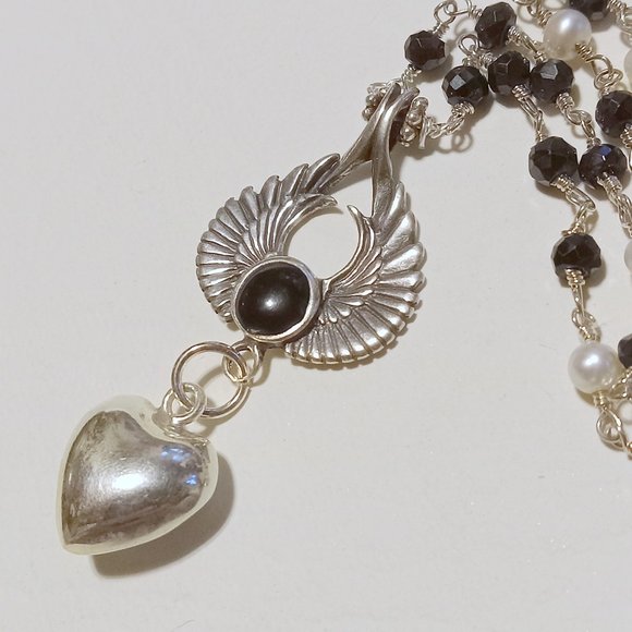 Vintage Sterling Silver Onyx Bezel Set Angel Wings Rosary Bead - Picture 5 of 14